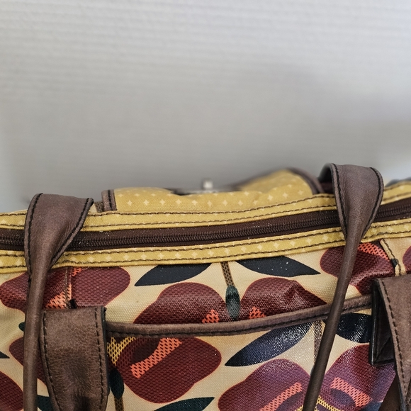 Fossil Marroon Flower Tote - Picture 4 of 11